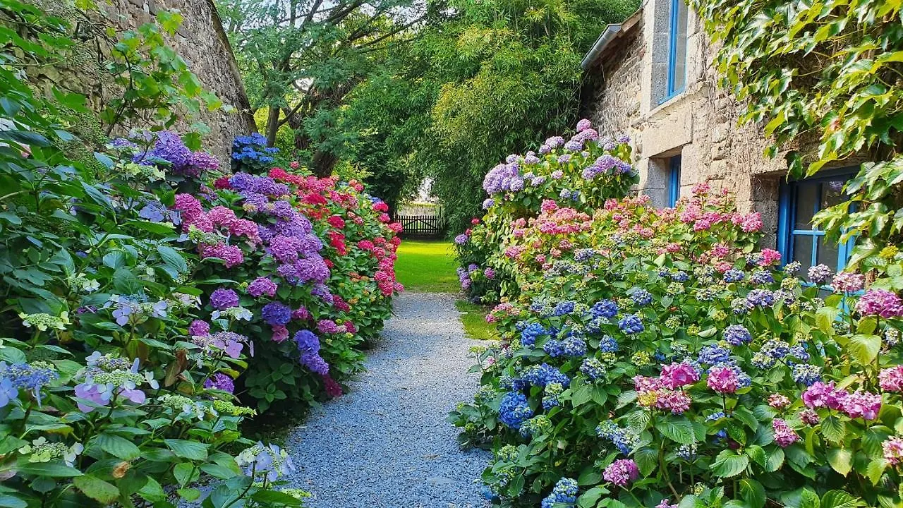 Holiday home Les Floralis Villa La Gree-Saint-Laurent