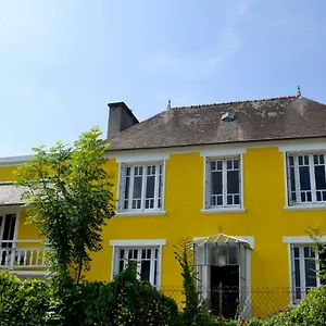 Appartement Ty La Poussed La Maison Aux Oiseaux, Guiscriff